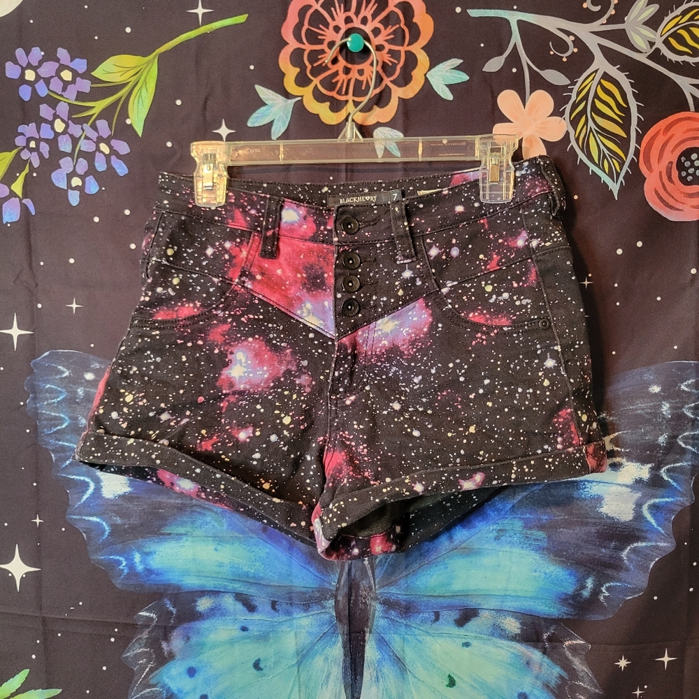 HotTopic Galaxy High Rise Shorts, Goth Punk, Black Heart